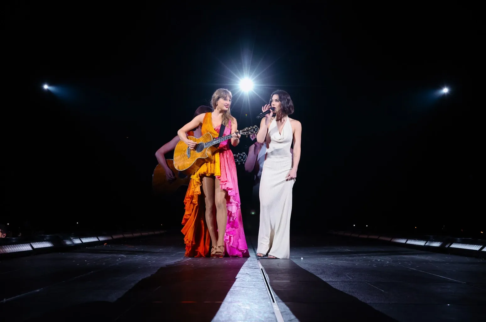 gracie-abrams-reveals-taylor-swift-s-advice-that-shaped-her-career